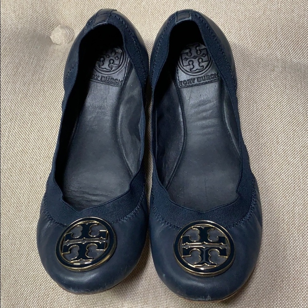 Tory Burch Caroline navy flats size 6.5
